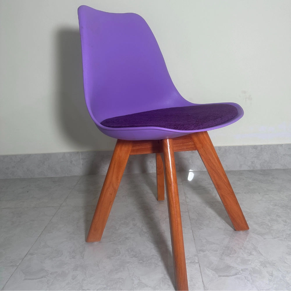 Solfa Tulip Chair